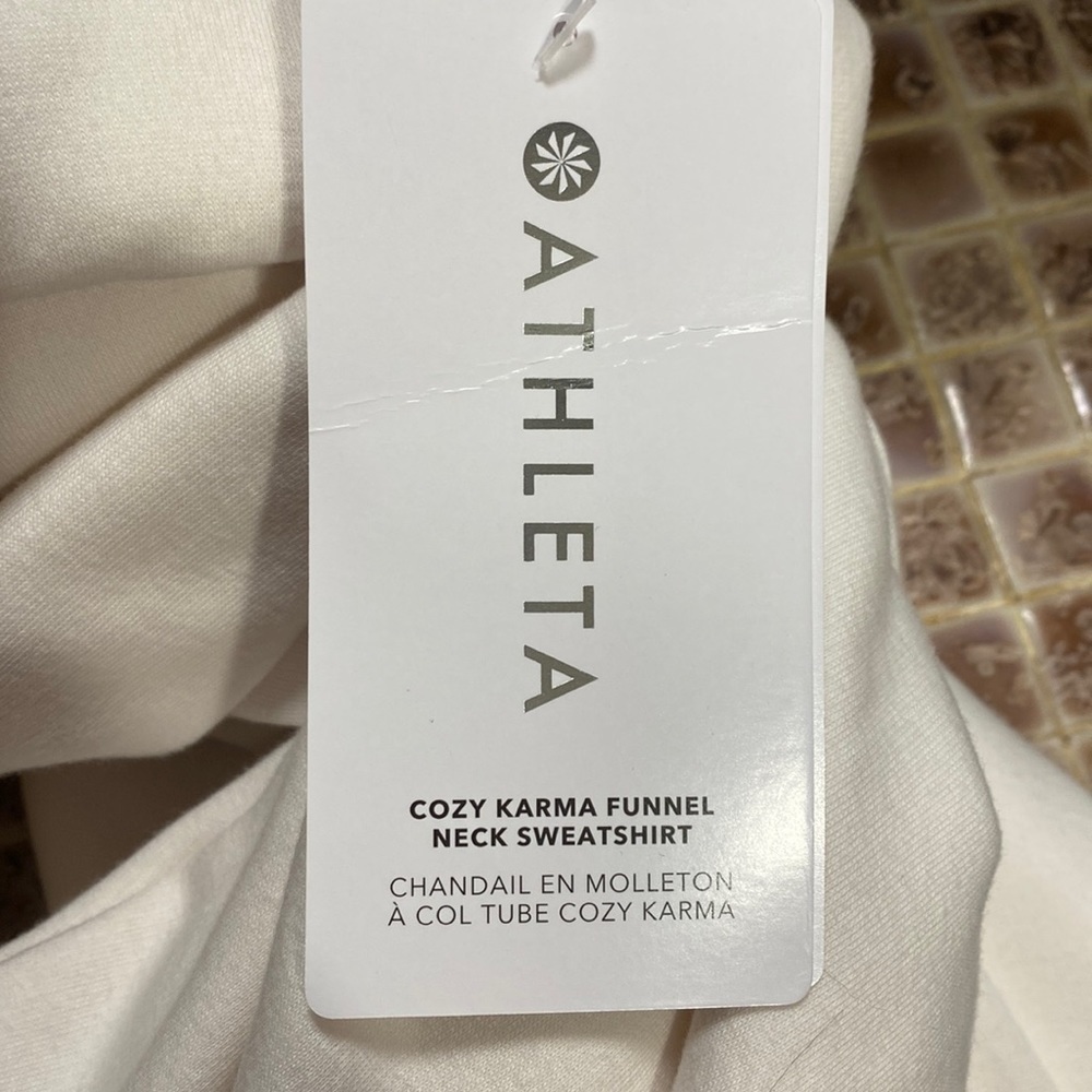 ATHLETA women’s cream super soft cropped Cozy Karma Funnel Neck Sweatshirt - Picture 7 of 11